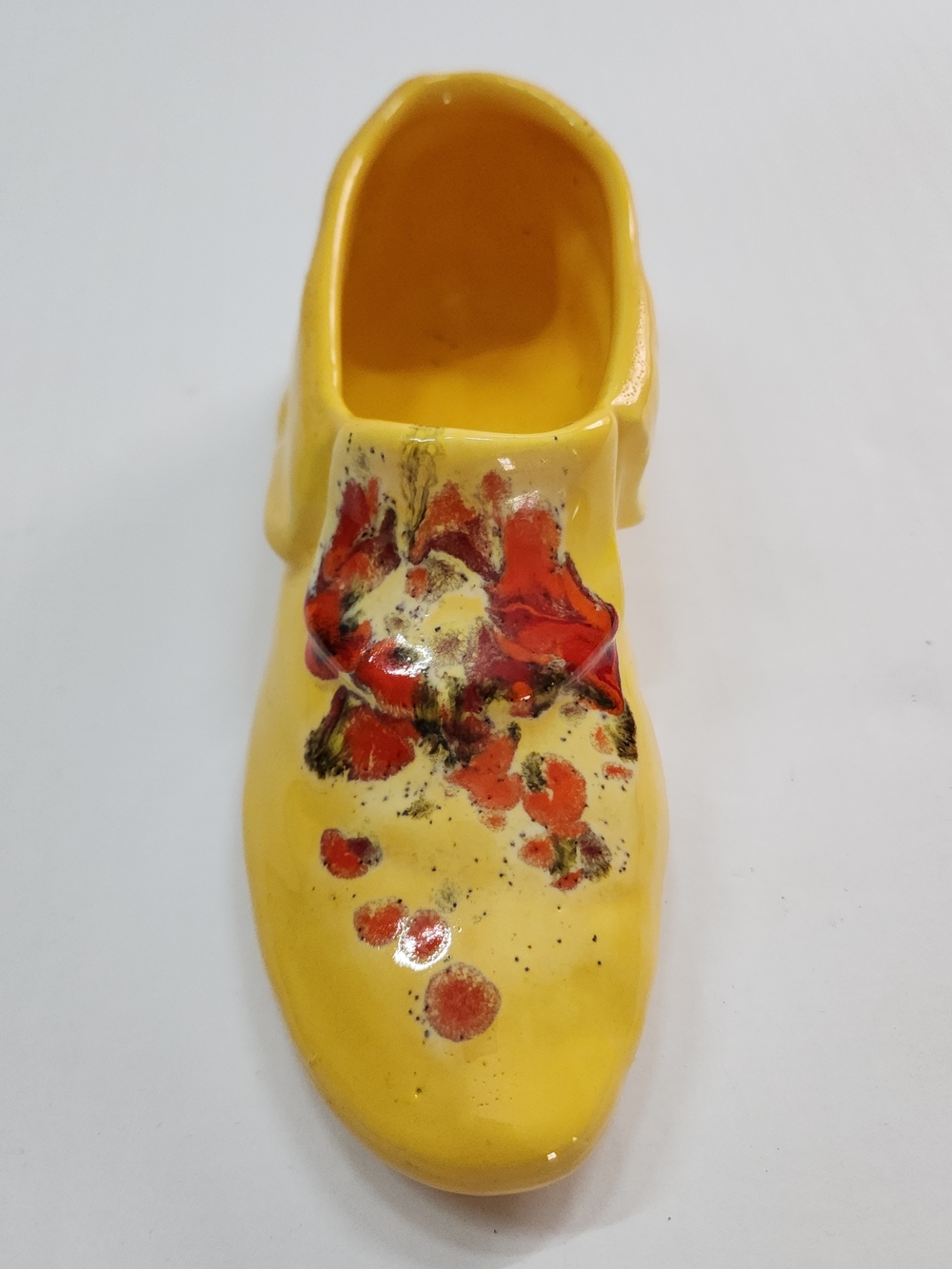 Vintage Native American Cherokee Pottery Planter Moccasin Shoe '83 Signed Yellow